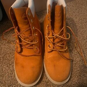 Timberland Tan High-Top Boots with Nubuck Leather